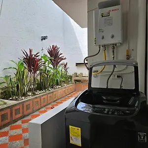 Beautiful Three-bedroom With Garden In El Poblado Apartamento Medellín